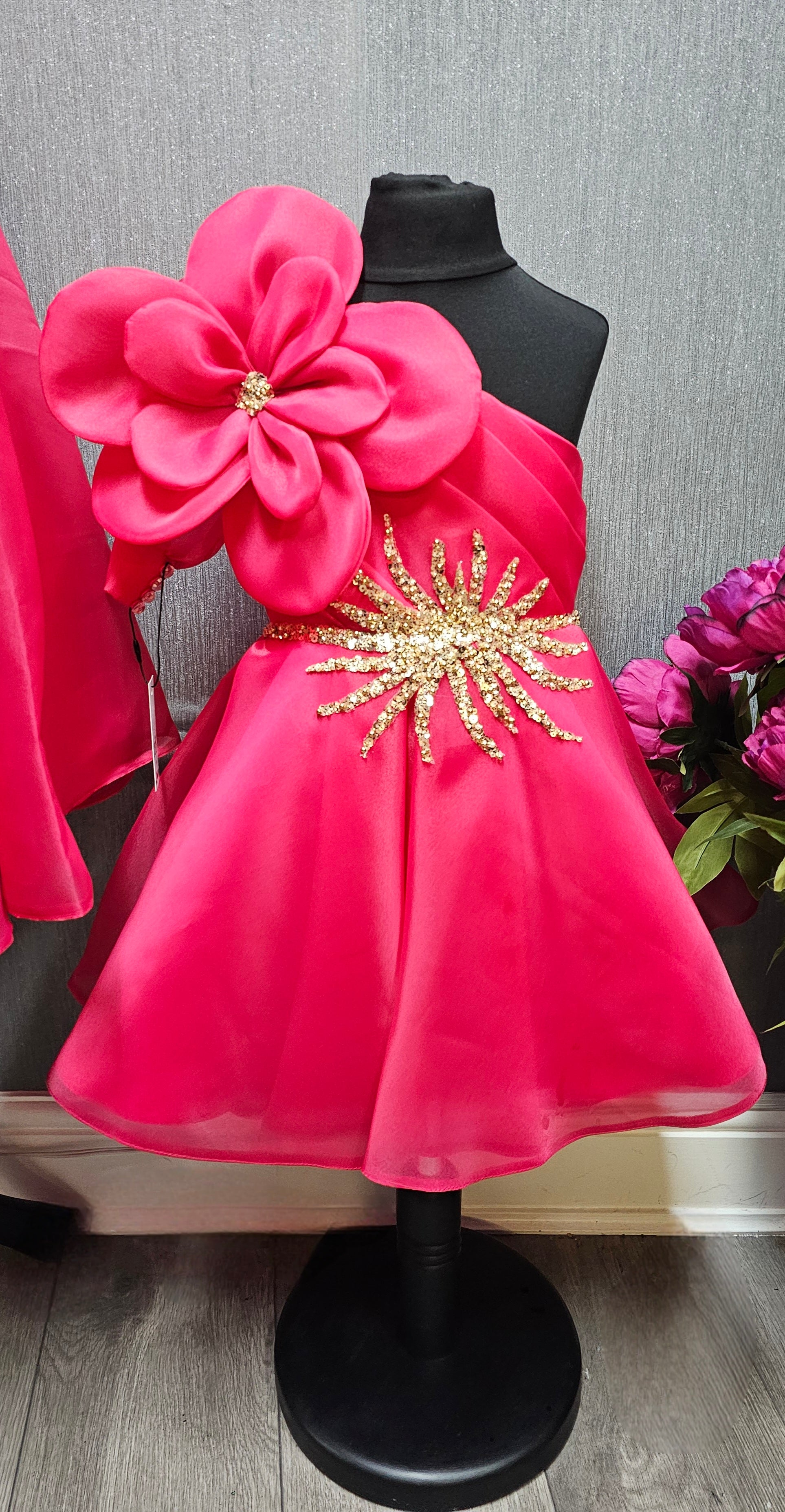 Cocktail dress